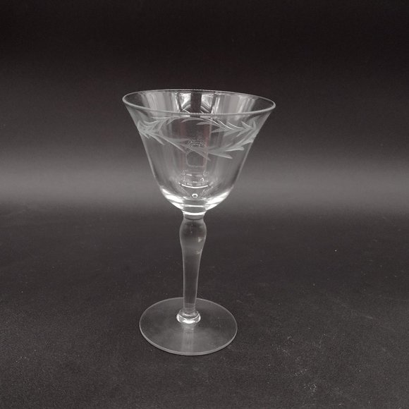 4 Etched Crystal Wine Glasses - Picture 8 of 11